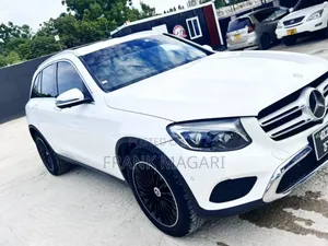 Mercedes-Benz GLC-Class 2017 White