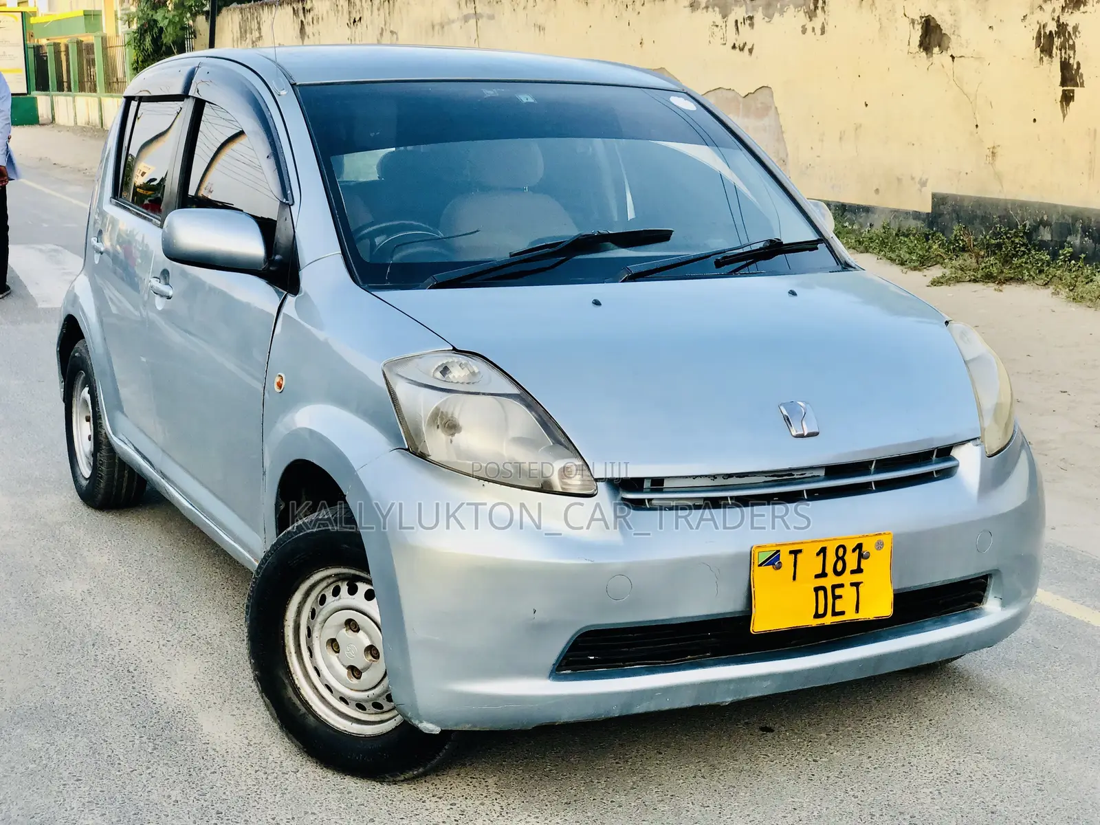 Toyota Passo 2005 Silver