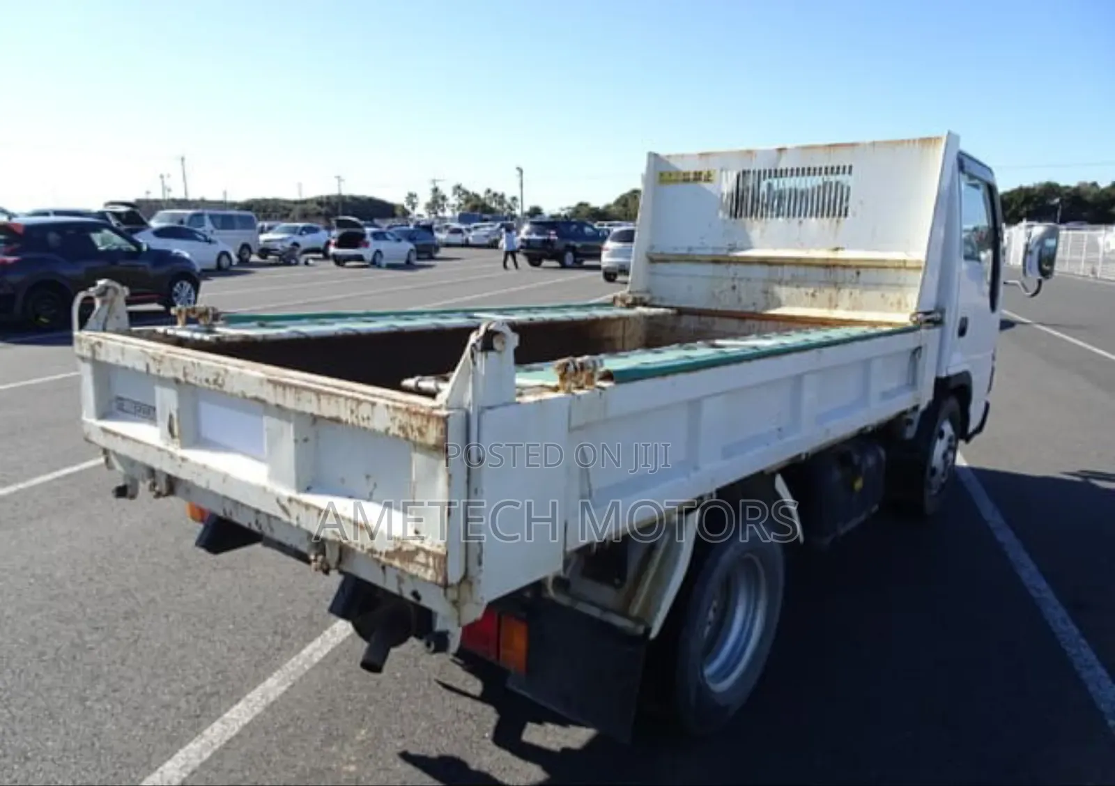 Isuzu Elf Truck