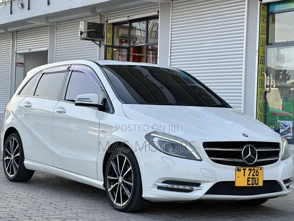 Mercedes-Benz B-Class 2012 White