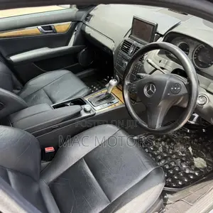 Mercedes-Benz C-Class 2009 Black