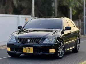 Toyota Crown Royale 2005 Black