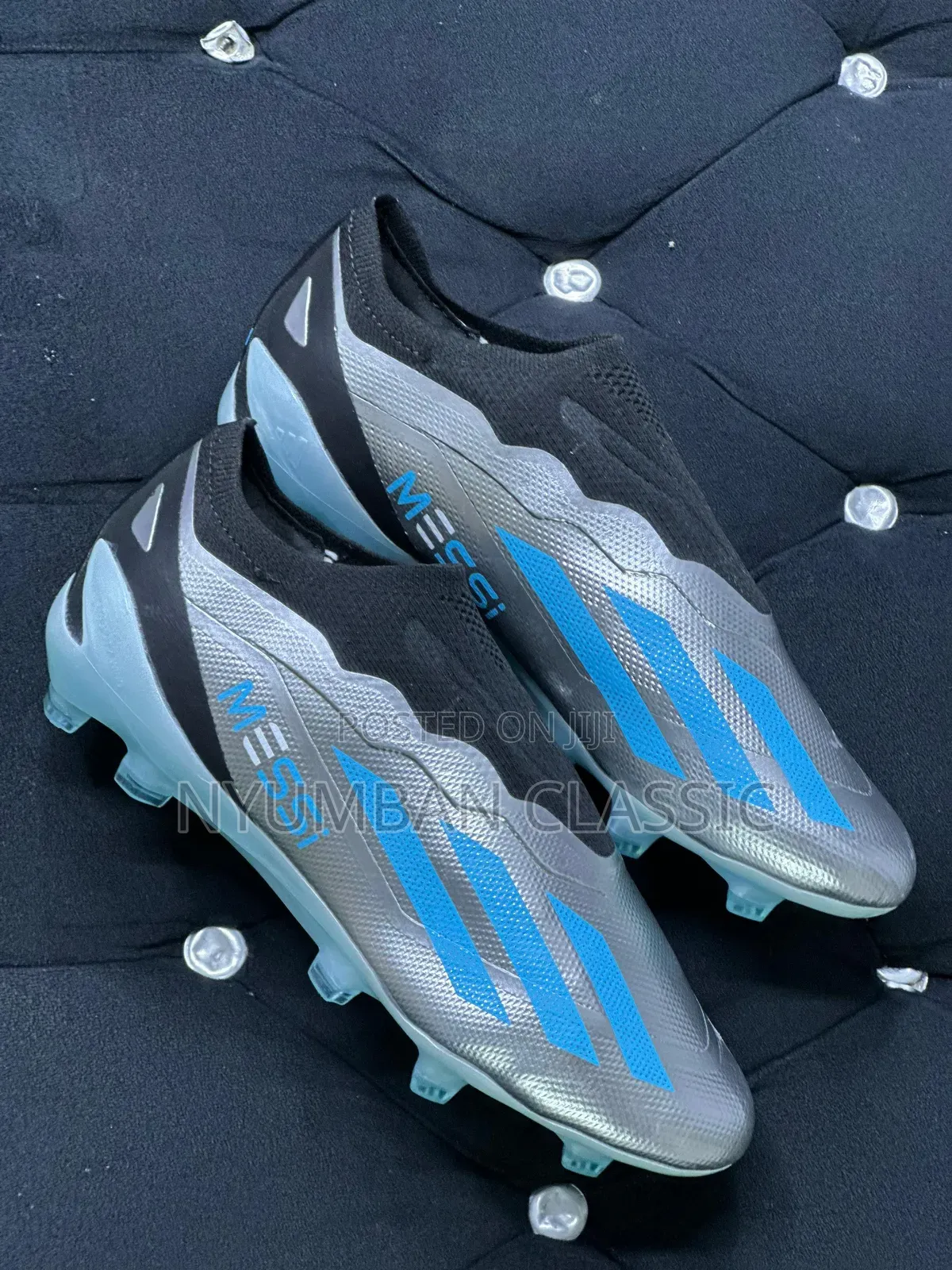 Sports Shoes