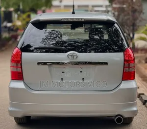 Toyota Wish 2004 Silver