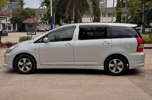 Toyota Wish 2004 Silver