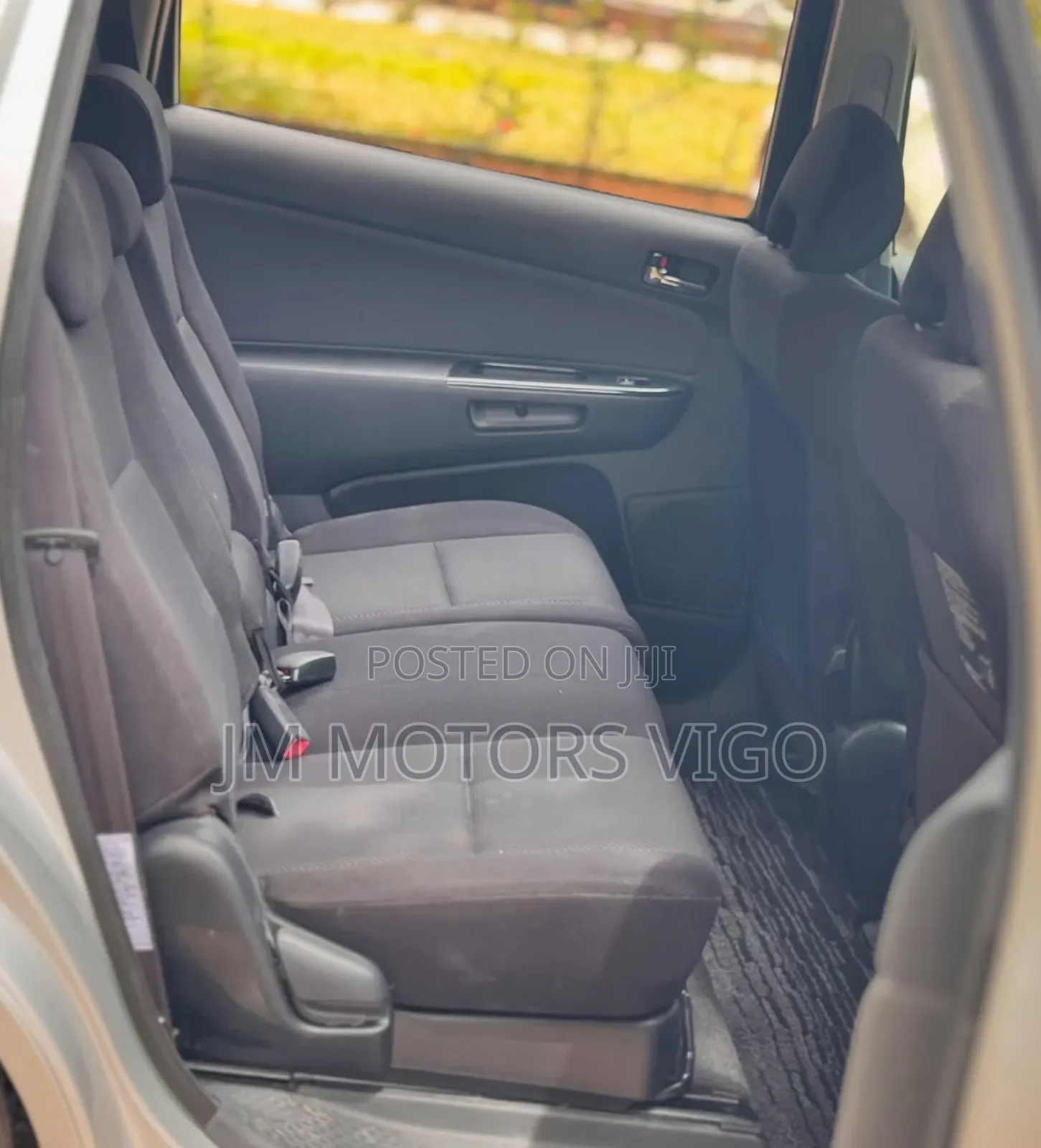 Toyota Wish 2004 Silver