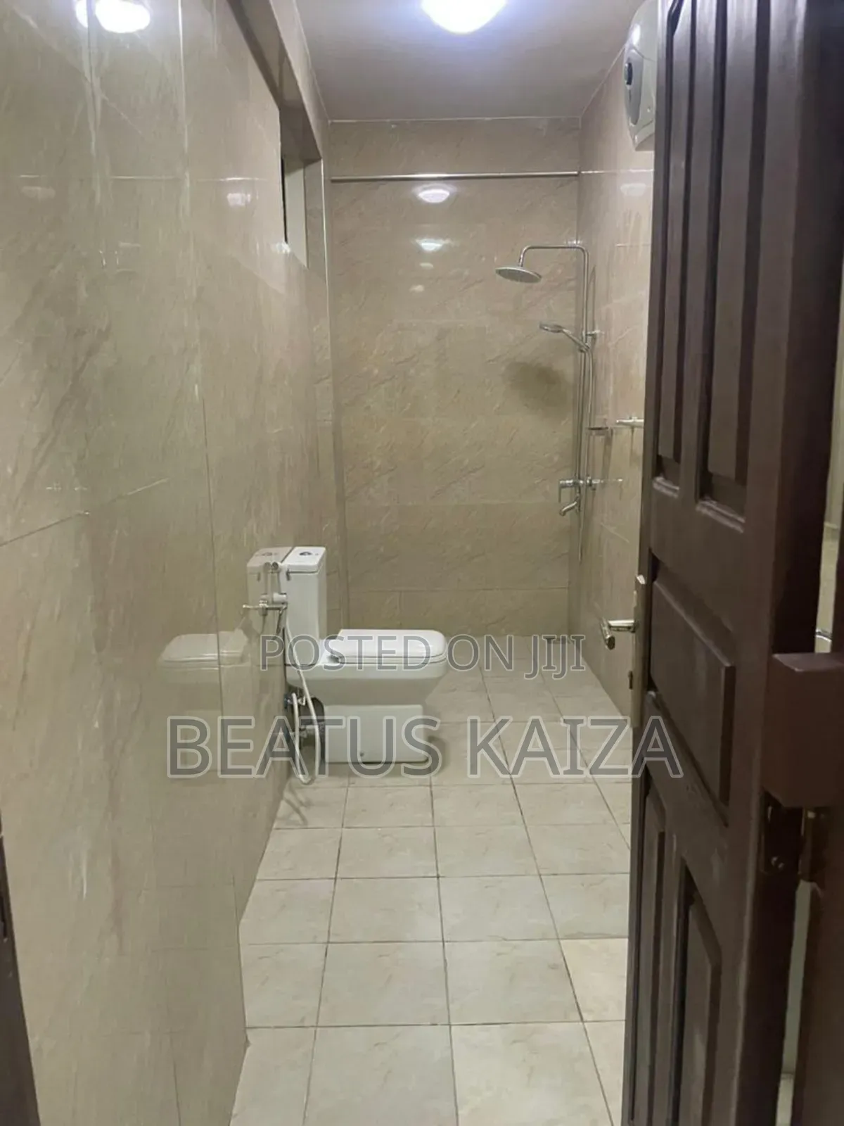 4bdrm Block of Flats in Upanga for sale