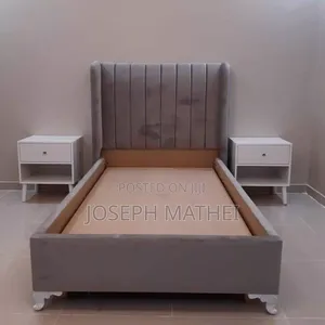 Kitanda Kizuri Sofa 5x6 Na Bede Side 2