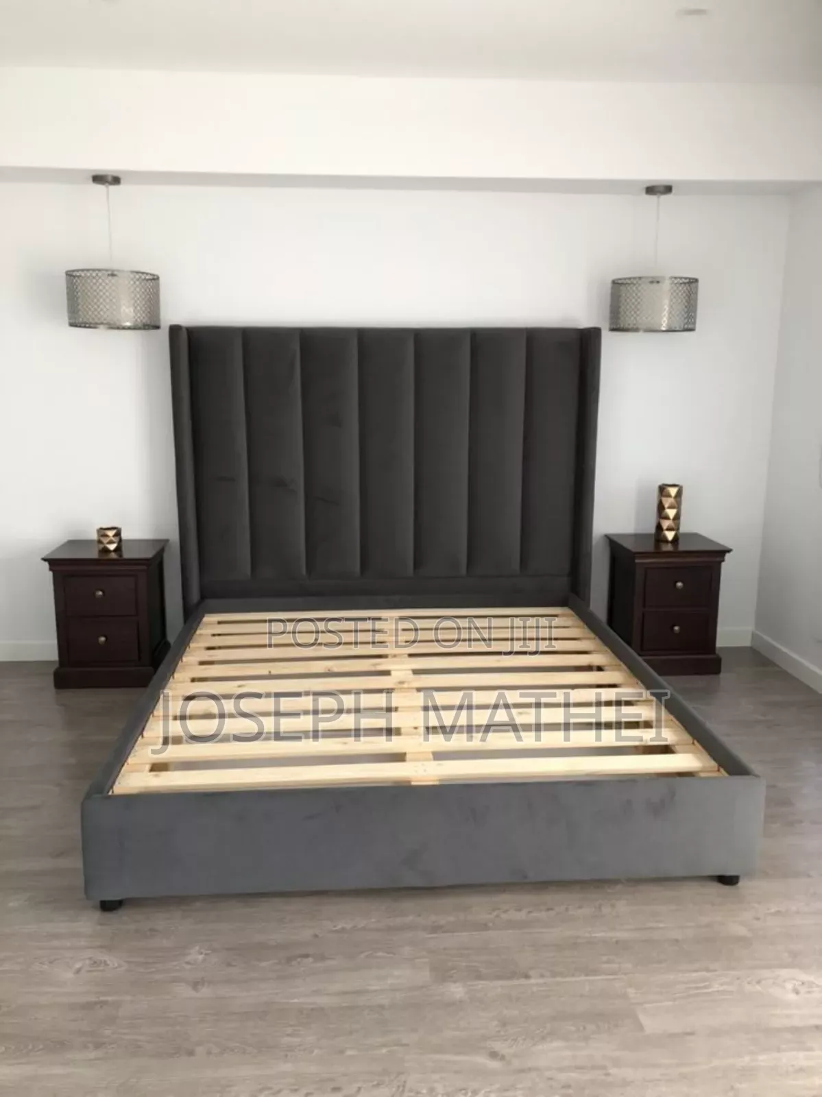 Kitanda Kizuri Sofa 5x6 Na Bede Side 2