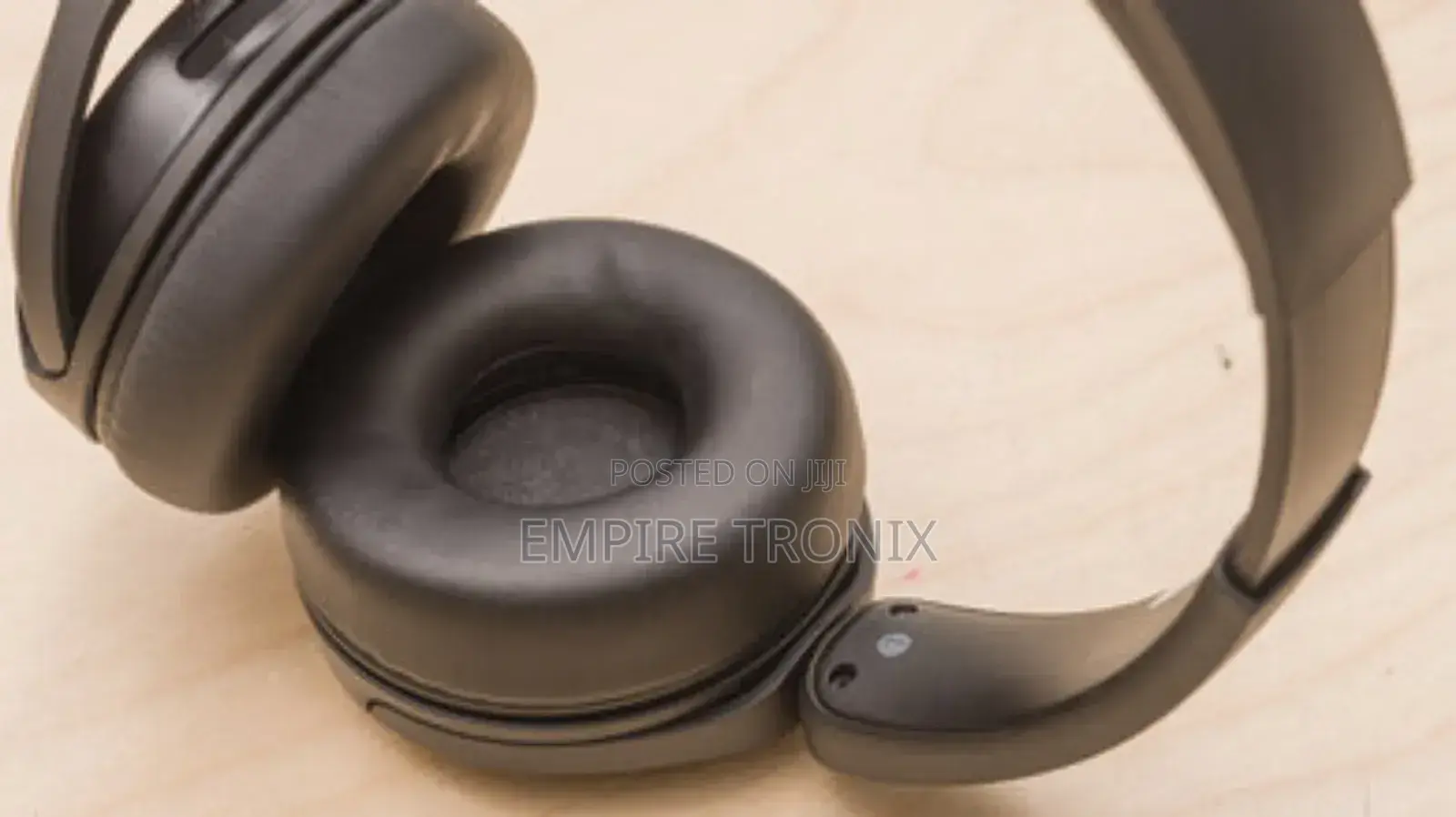 Sony WH-CH520 Wireless on-Ear Headphones (Black)