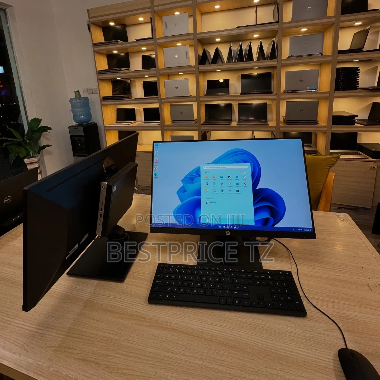 Desktop Computer HP AiO 24 8GB Intel Core I5 HDD+SSD 256GB