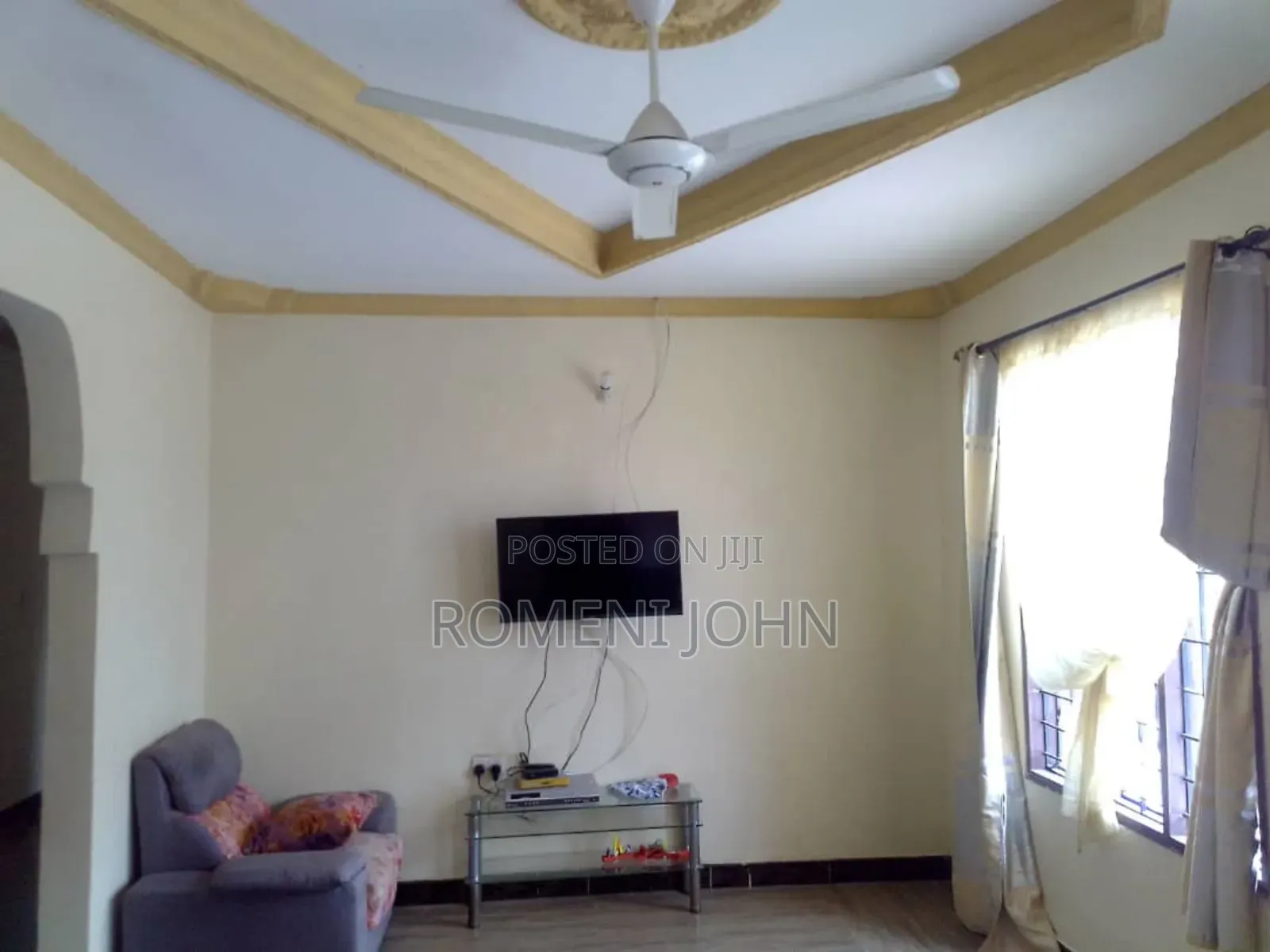 8bdrm House in Tanzania Daresalaam, Ilala for sale