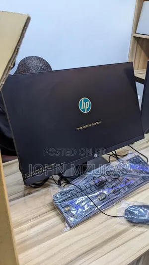 New Desktop Computer HP EliteDesk 800 G3 8GB Intel Core I3 HDD 500GB