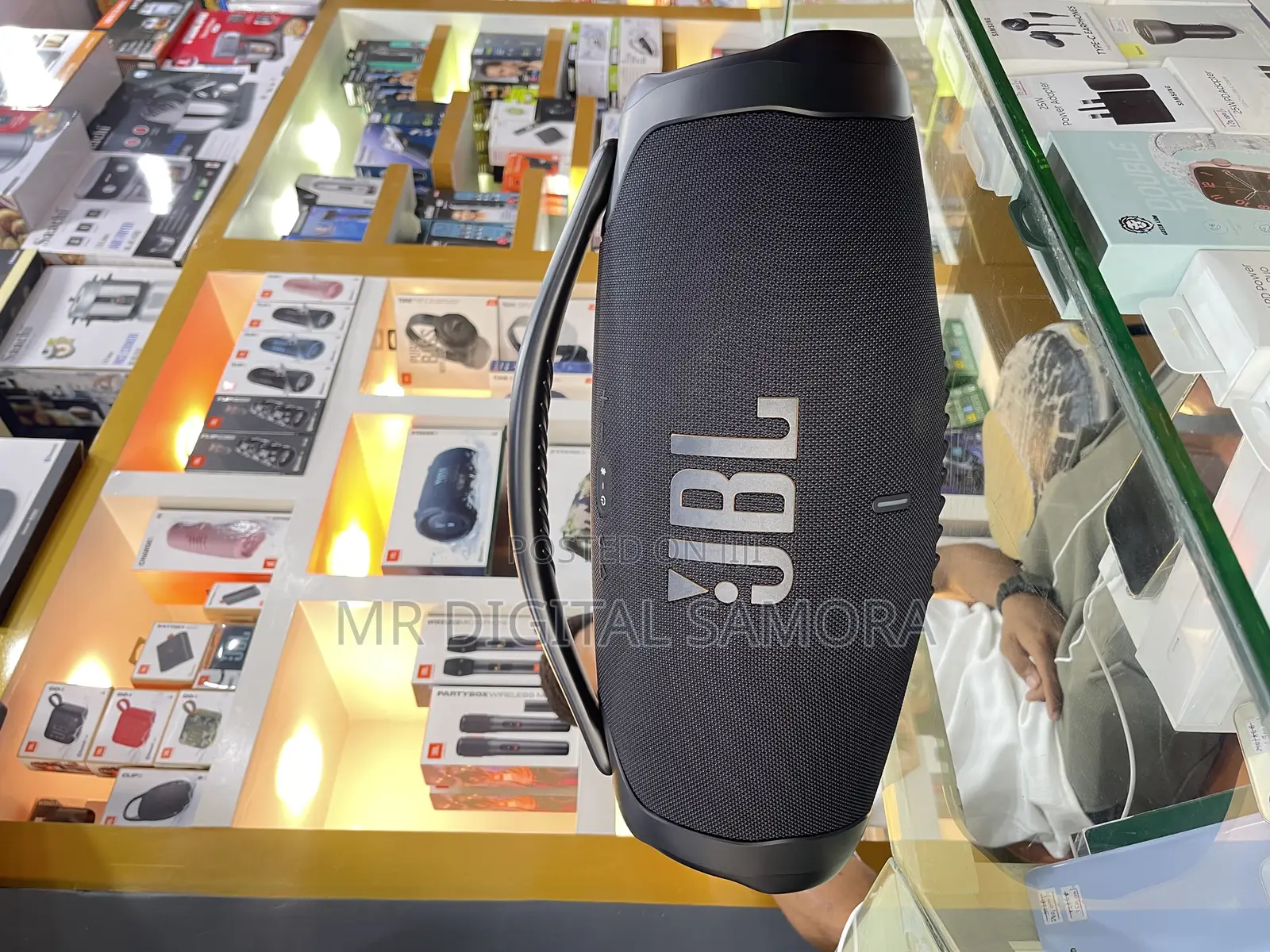 JBL Boombox Speaker