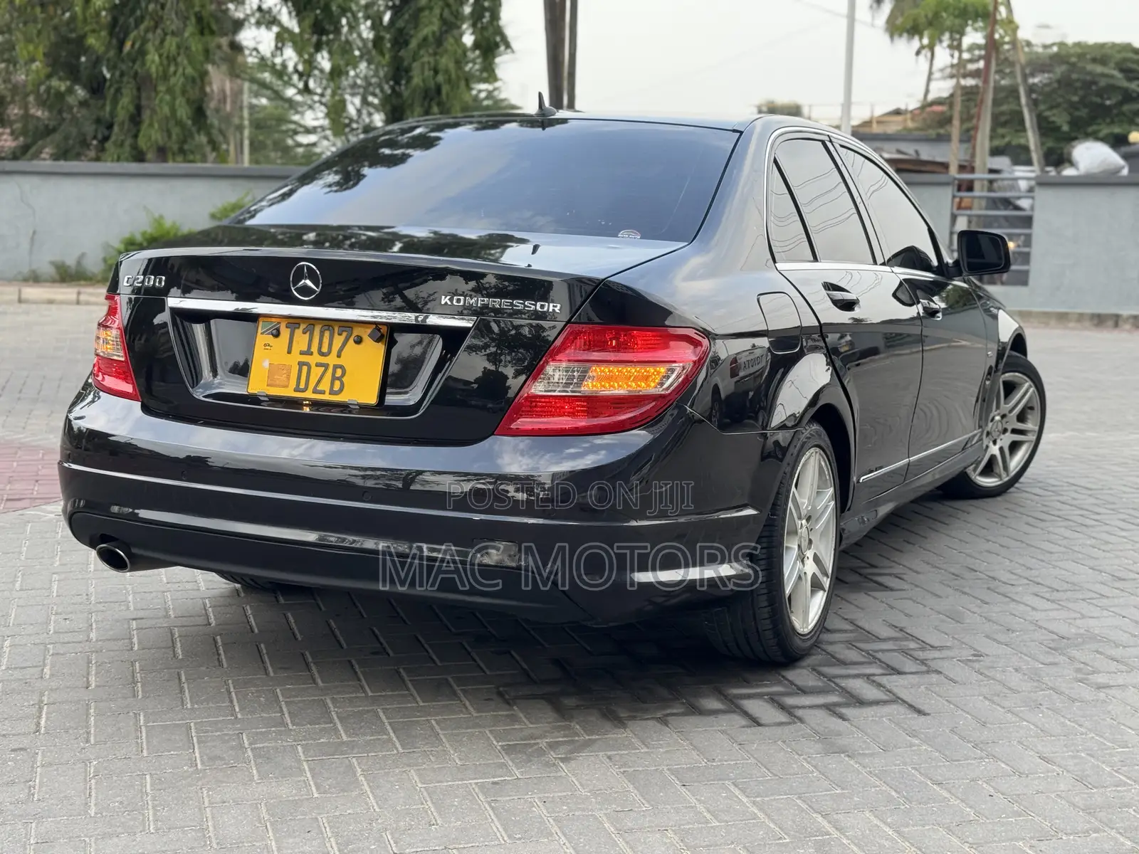 Mercedes-Benz C-Class C 200 Kompressor (W204) 2009 Black