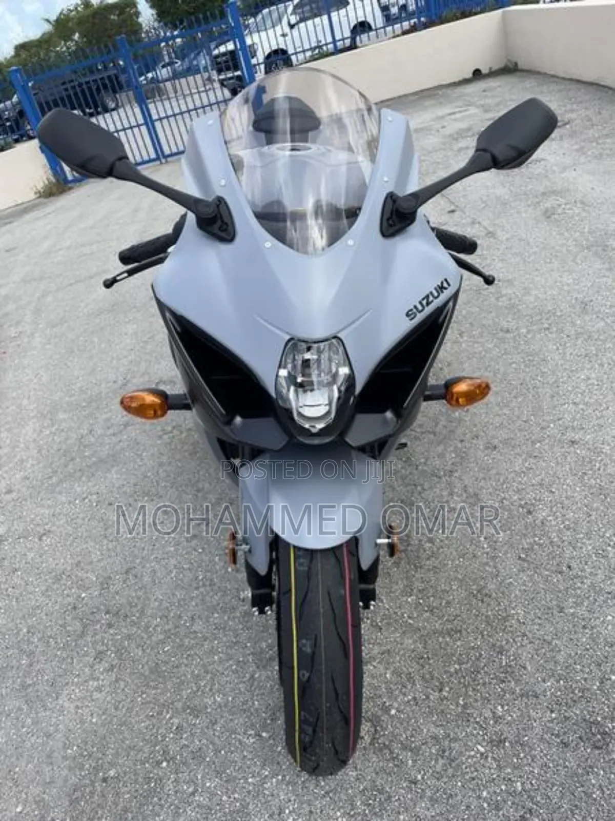 Suzuki GSX 2024 Gray