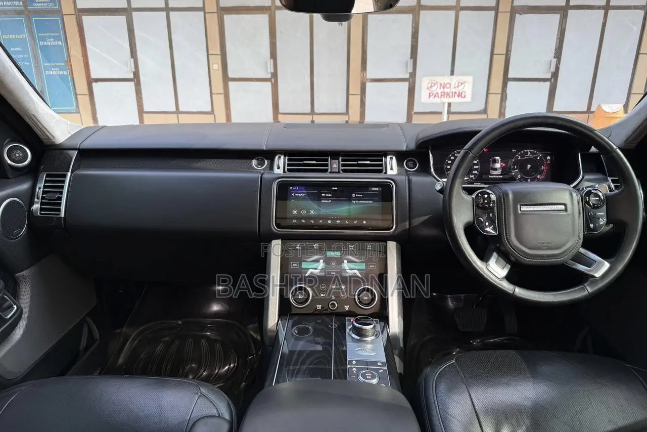 Land Rover Range Rover Vogue 2020 Black