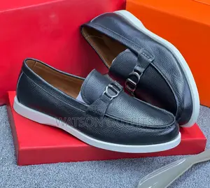 Loafers Mpya Za Ngozi Na Kali Mno