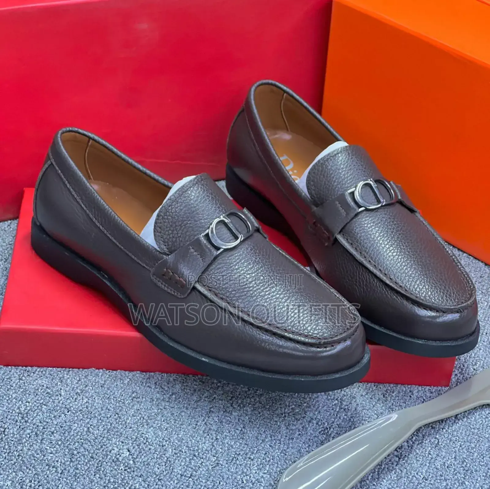Loafers Mpya Za Ngozi Na Kali Mno