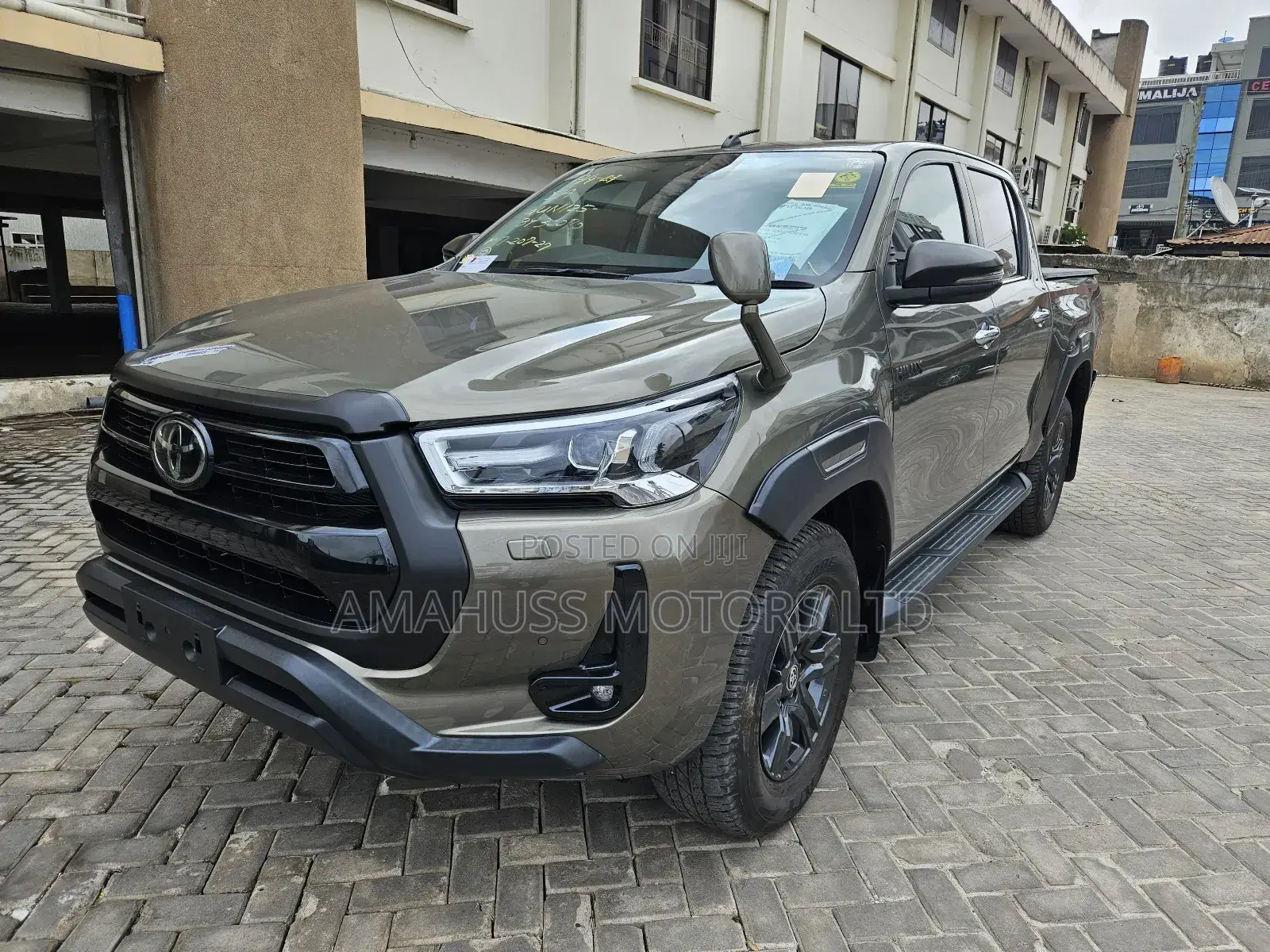 Toyota Hilux 2021 Gold