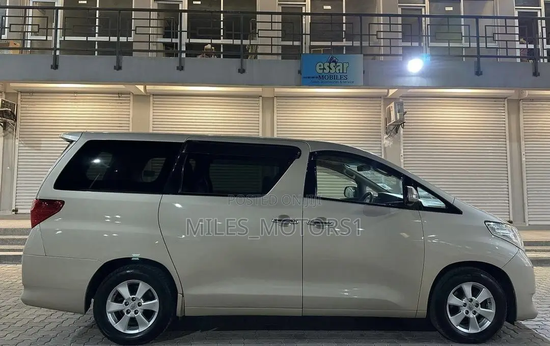 Toyota Alphard 2009 Beige