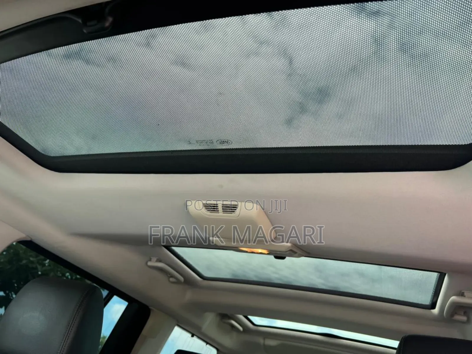 Land Rover Discovery 2013 White