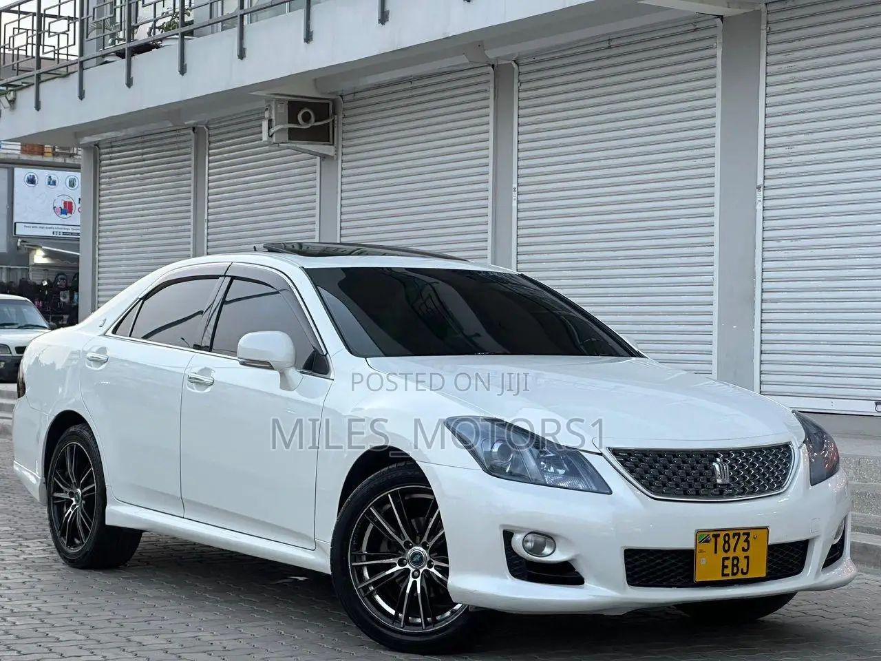 Toyota Crown 2009 White
