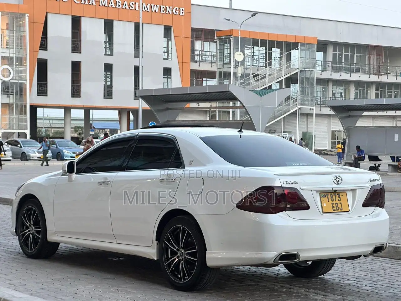 Toyota Crown 2009 White