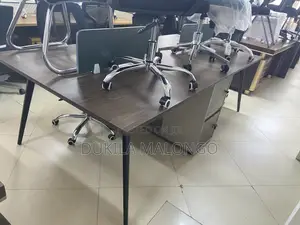 Meza Ya Mkutano