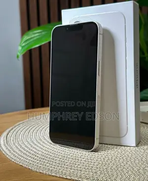 New Apple iPhone 13 128 GB Silver