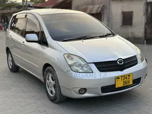 Toyota Corolla Spacio 2003 Silver