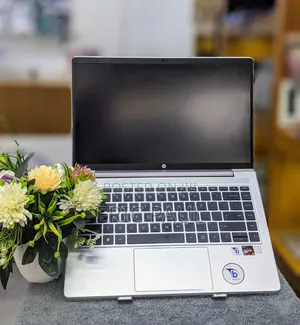 New Laptop HP ProBook 445 G9 8GB AMD Ryzen 7 SSD 512GB