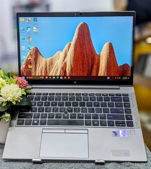 Laptop HP ZBook Firefly 14 G7 16GB Intel Core i7 SSD 512GB