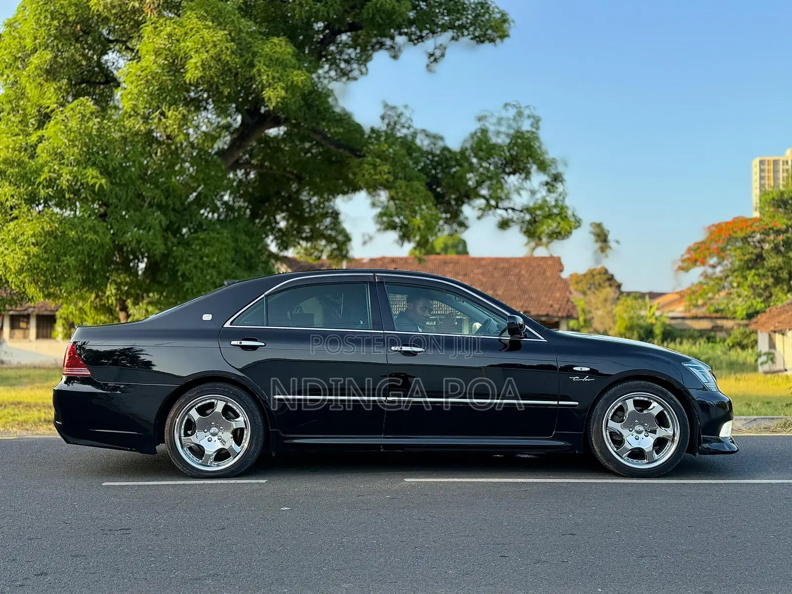 Toyota Crown 2006 Black