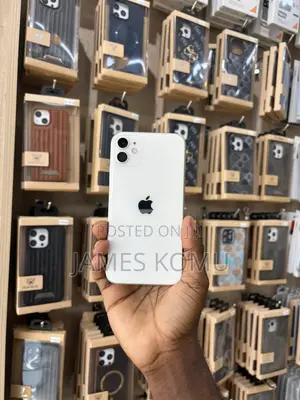 Apple iPhone 11 64 GB White