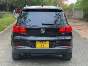 Volkswagen Tiguan 2014 Black