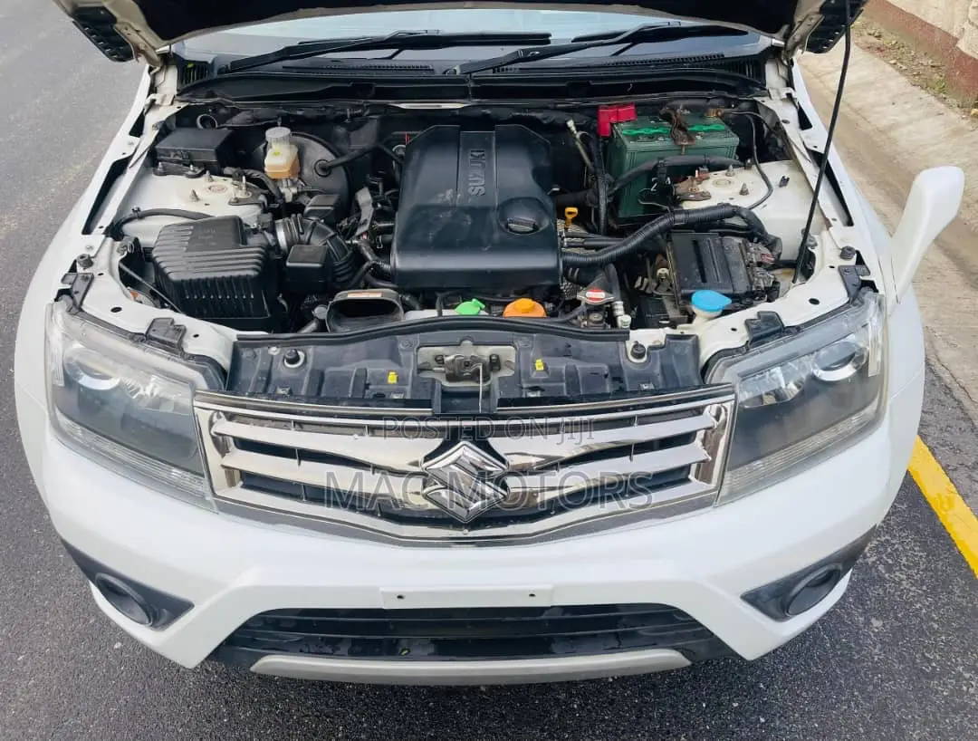 Suzuki Escudo 2015 White