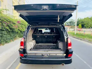 Toyota Hilux Surf 2.7 SSR 2004 Black
