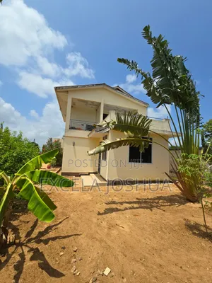 3bdrm House in Excela Joshua, Bunju for sale