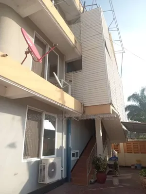 8bdrm House in Kijitonyama for sale