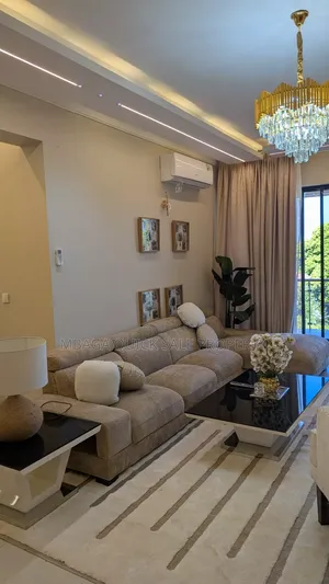 3bdrm Apartment in Oyster Bay for sale