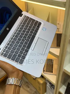 Laptop HP EliteBook 820 G3 8GB Intel Core I5 SSD 256GB