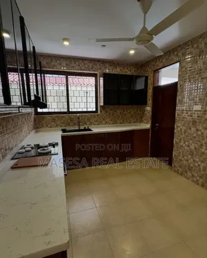 5bdrm House in Msasani for rent