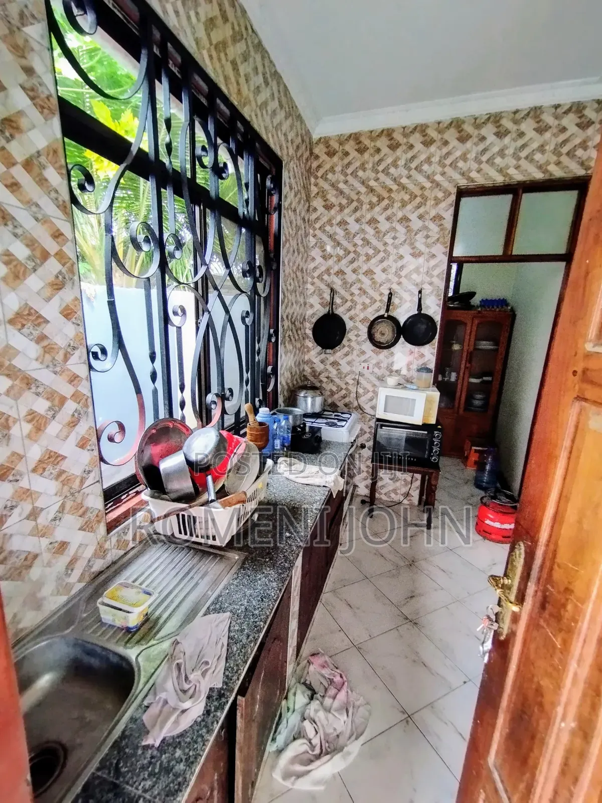 4bdrm House in Tanzania Daresalaam, Ilala for sale