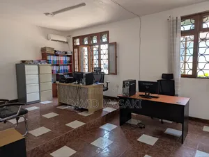 4bdrm House in House, Mikocheni for rent