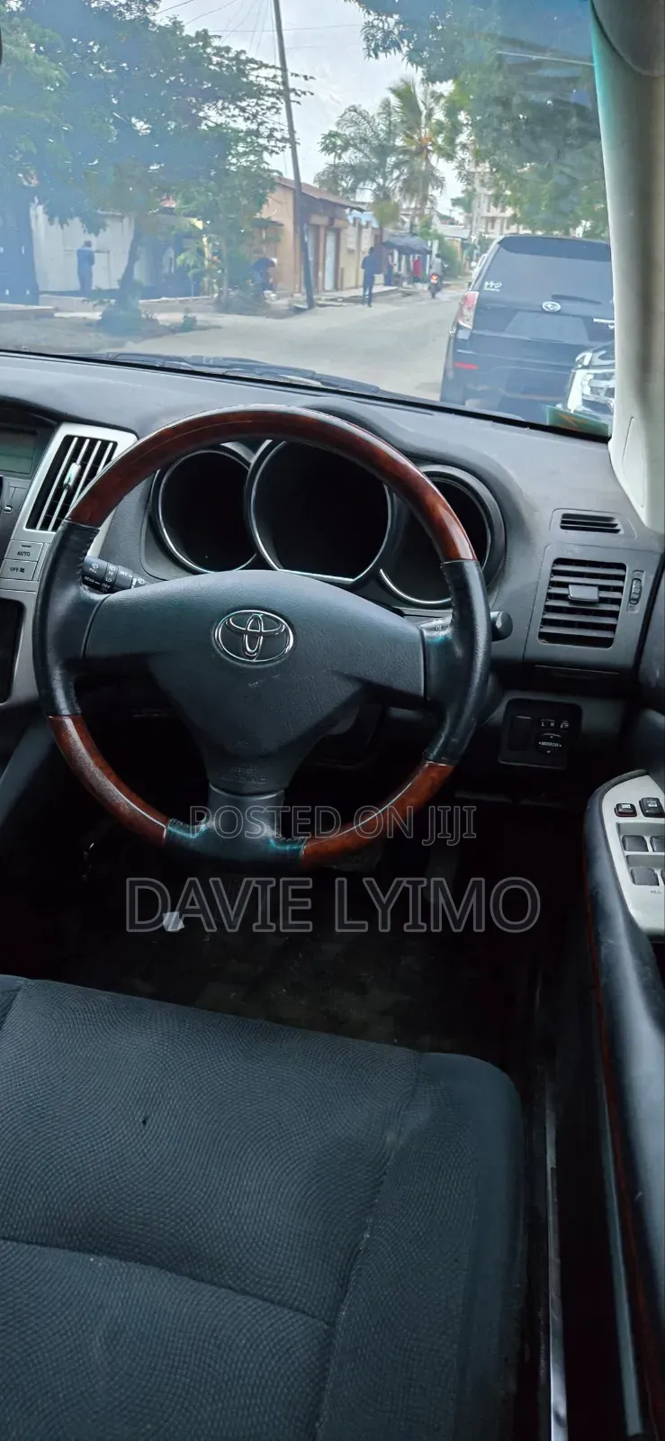Toyota Harrier 2.4 4WD 2010 Black