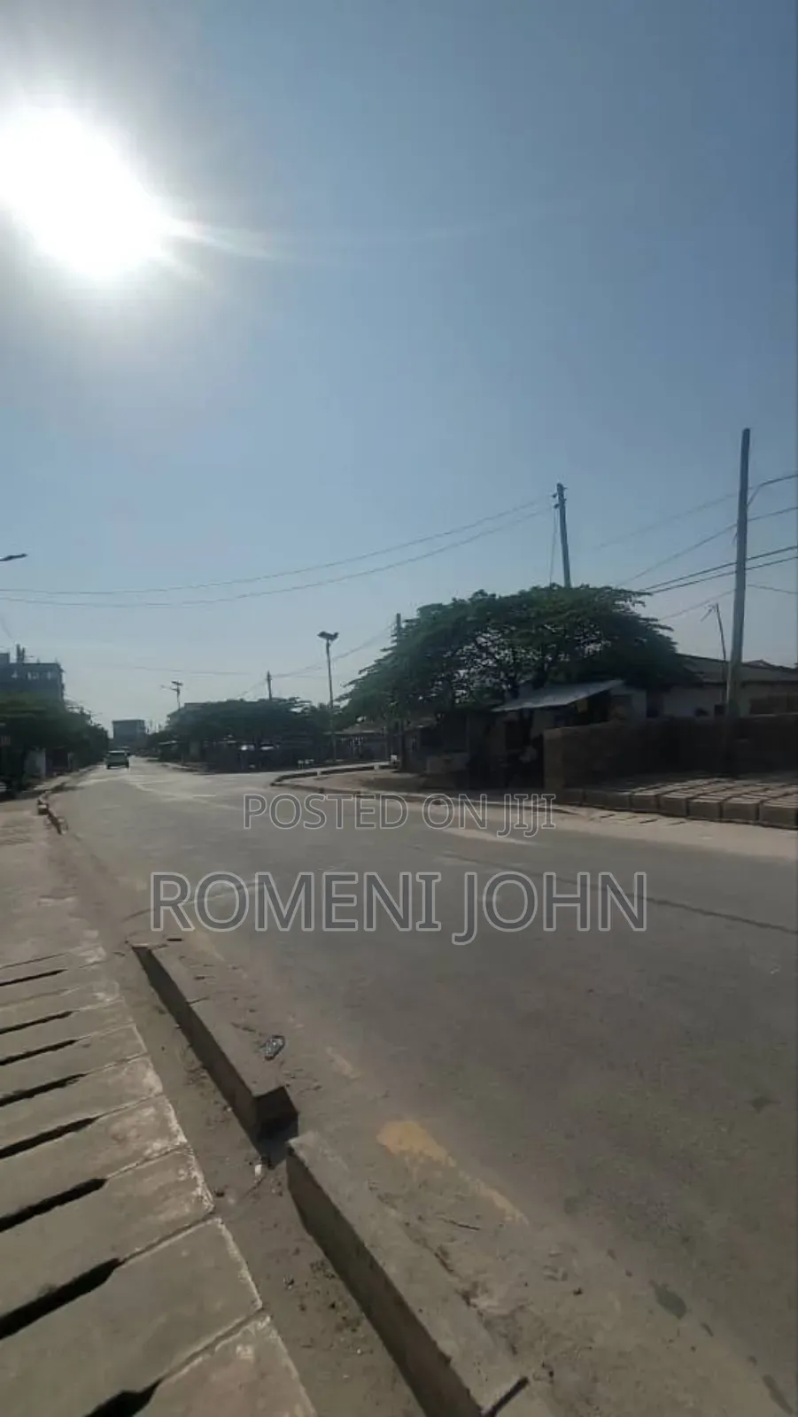Eneo La Kibiashara Linauzwa Milioni 350 Kinondoni Victoria.