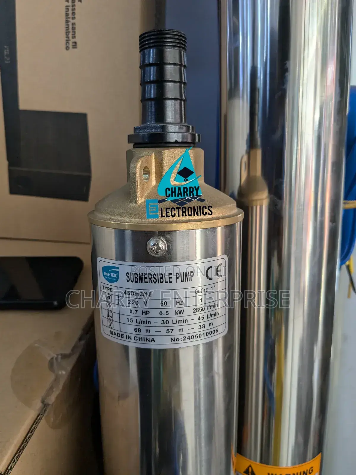 MR UK 4sdm2/ 10 SUBMERSIBLE Water Pump
0.7 Hp
0.5 Kw