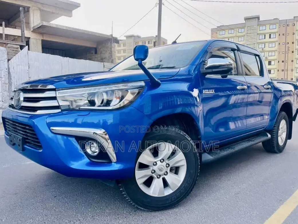 Toyota Hilux 2019 Blue