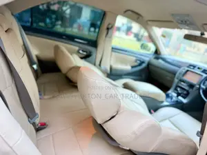 Toyota Crown 2009 Silver